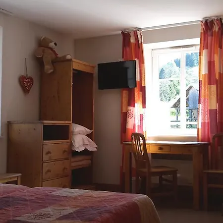 Le Brabant Bar-hotel-restaurant Hotel 3*