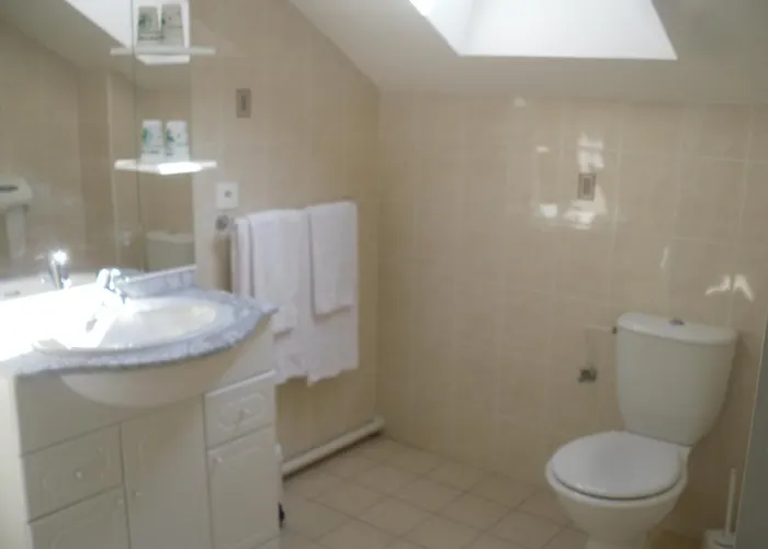 酒店 Le Brabant Bar-hotel-restaurant 拉布雷斯