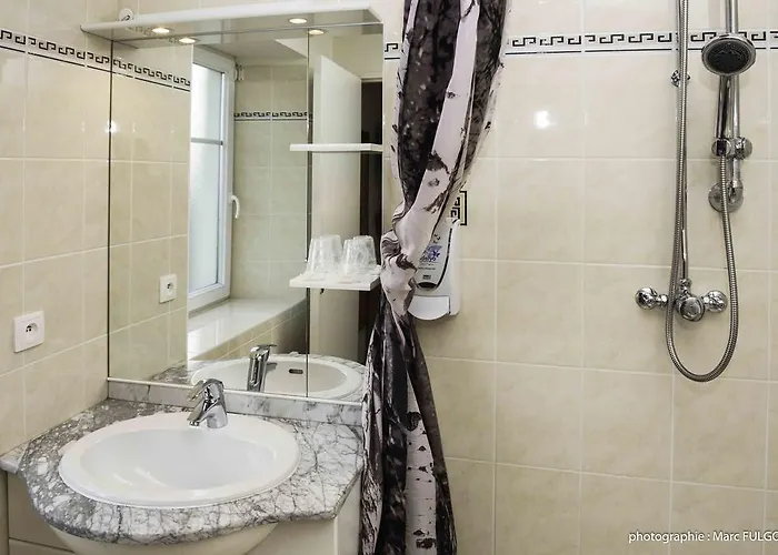 Le Brabant Bar-hotel-restaurant Отель Ла-Бресс