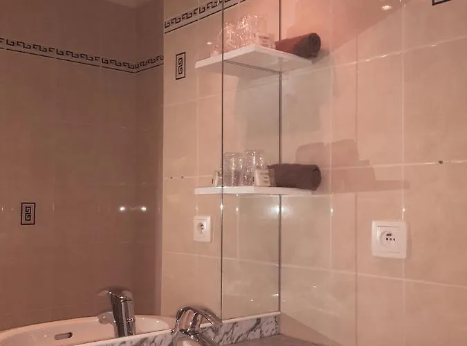 Le Brabant Bar-hotel-restaurant 酒店 3*